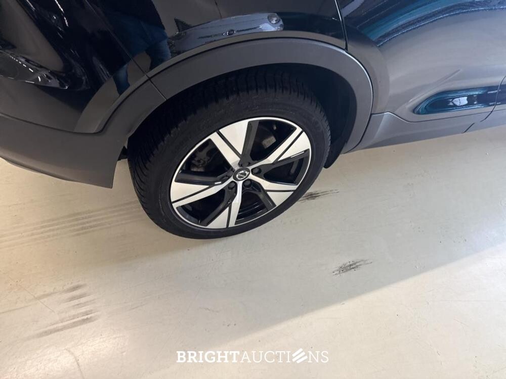 Volvo XC40 Recharge P8 R-Design AWD 408pk 2021 (Origineel-NL), L-779-KP