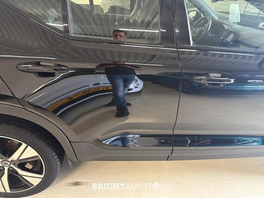 Volvo XC40 Recharge P8 R-Design AWD 408pk 2021 (Origineel-NL), L-779-KP