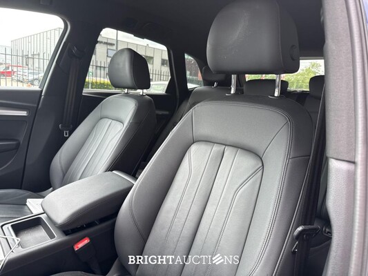 Audi Q5 50 TFSI e S edition 408pk 2022, S-827-XR
