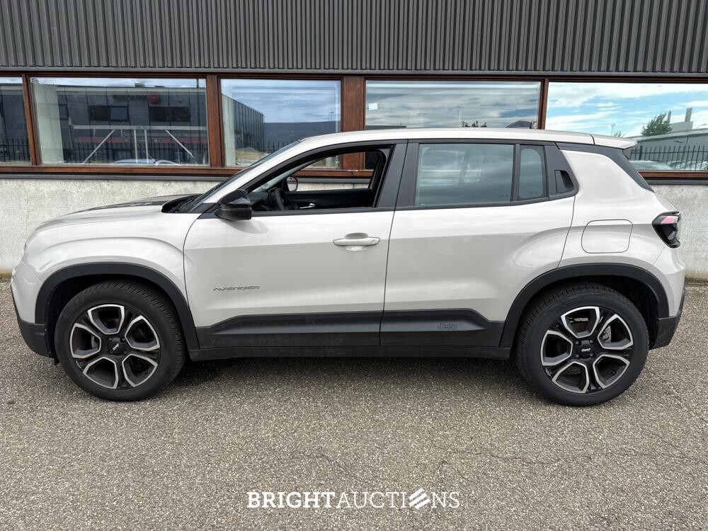 Jeep Avenger Longitude 1.2 101pk 2023 (Origineel-NL), T-703-ZF