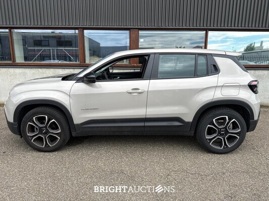Jeep Avenger Longitude 1.2 101pk 2023 (Origineel-NL), T-703-ZF