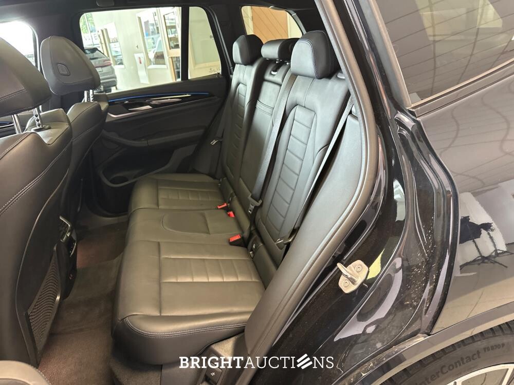 BMW iX3 High Executive Edition 80 kWh 286pk 2024 (Origineel-NL), Z-678-PR