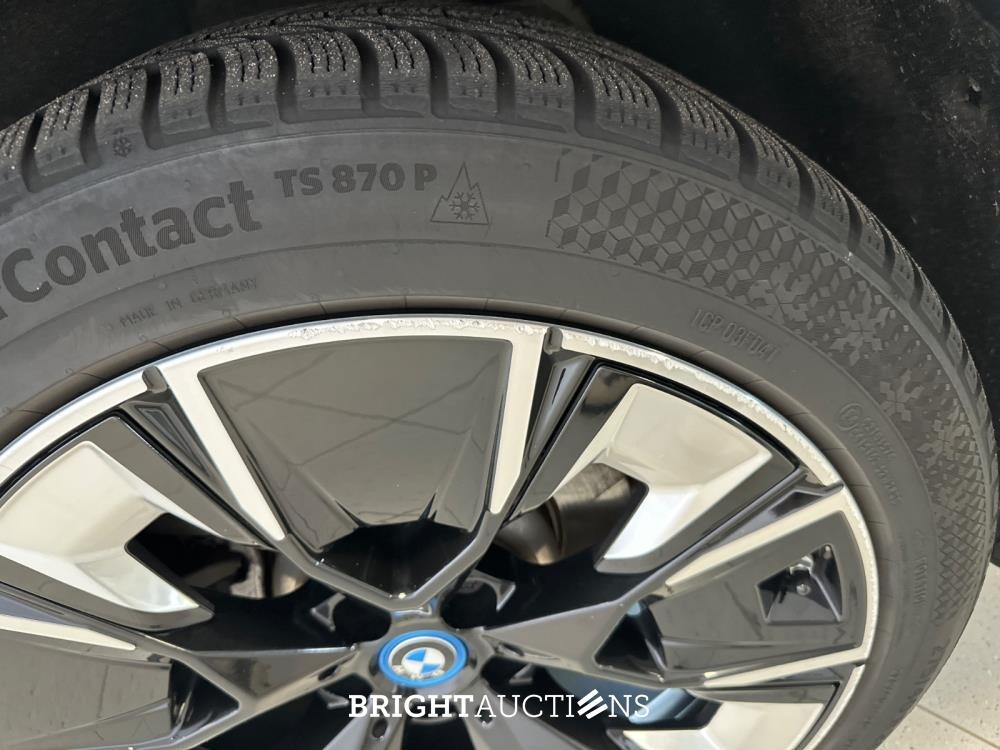 BMW iX3 High Executive Edition 80 kWh 286pk 2024 (Origineel-NL), Z-678-PR