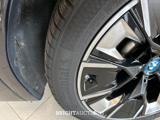 BMW iX3 High Executive Edition 80 kWh 286pk 2024 (Origineel-NL), Z-678-PR