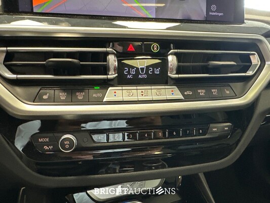 BMW iX3 High Executive Edition 80 kWh 286pk 2024 (Origineel-NL), Z-678-PR