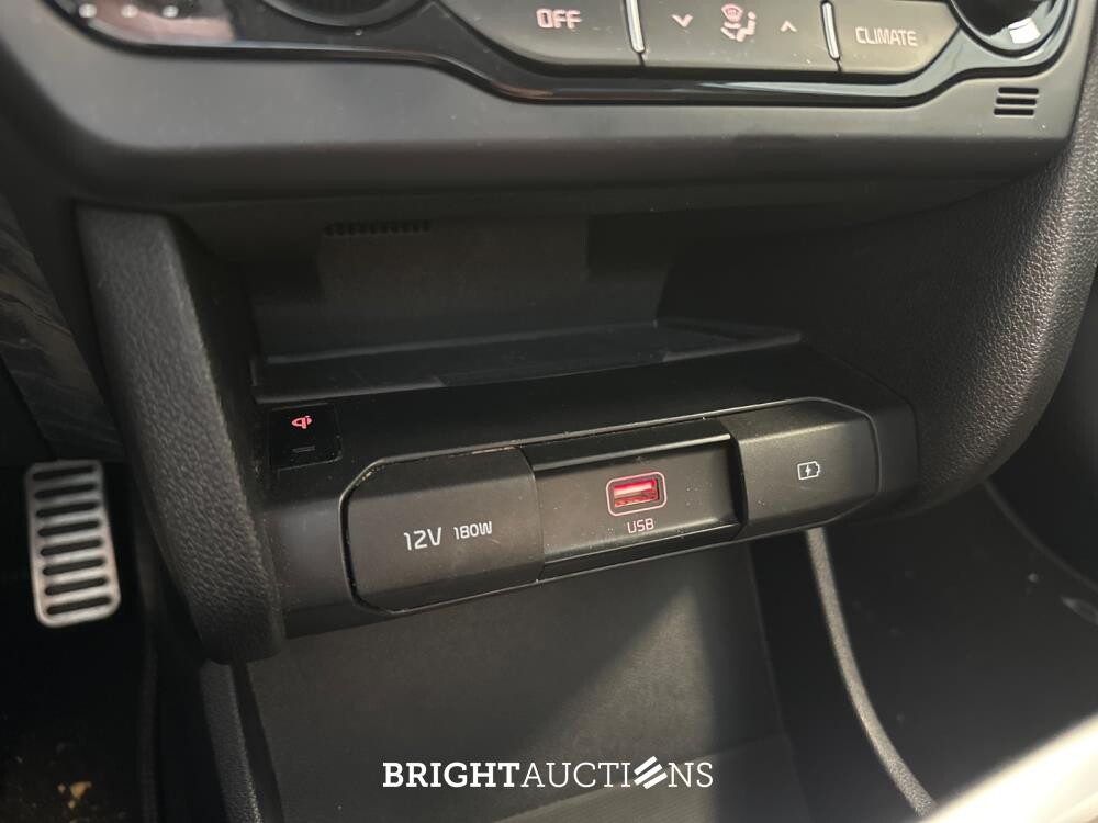 Kia Niro e- DynamicPlusLine 64 kWh 204pk 2021, R-493-GG