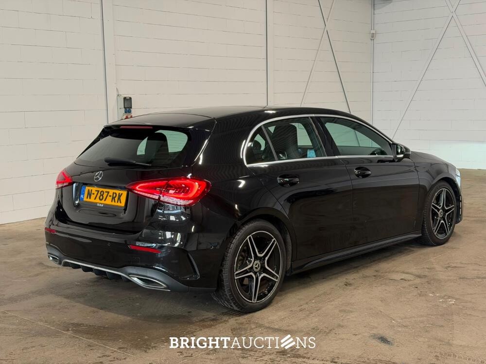 Mercedes-Benz A180 Business Solution AMG 136pk 2020 A-klasse, N-787-RK