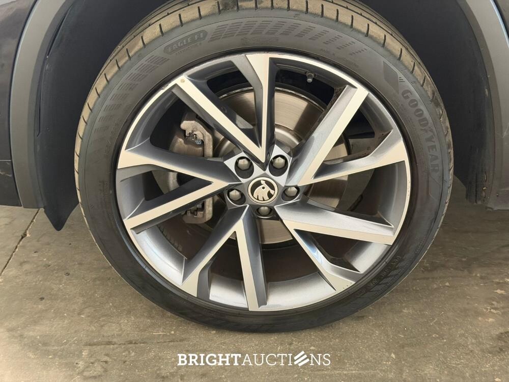 Škoda Kodiaq 4x4 Sportline Business 7p 2.0 TSI 190pk 2022, P-353-NB