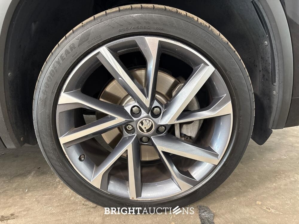 Škoda Kodiaq 4x4 Sportline Business 7p 2.0 TSI 190pk 2022, P-353-NB