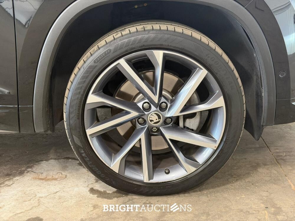 Škoda Kodiaq 4x4 Sportline Business 7p 2.0 TSI 190pk 2022, P-353-NB