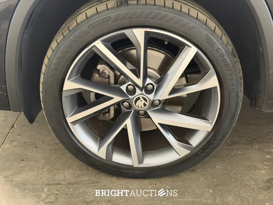 Škoda Kodiaq 4x4 Sportline Business 7p 2.0 TSI 190pk 2022, P-353-NB