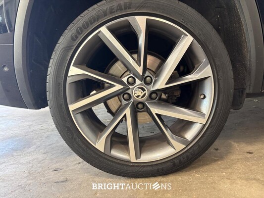 Škoda Kodiaq 4x4 Sportline Business 7p 2.0 TSI 190pk 2022, P-353-NB