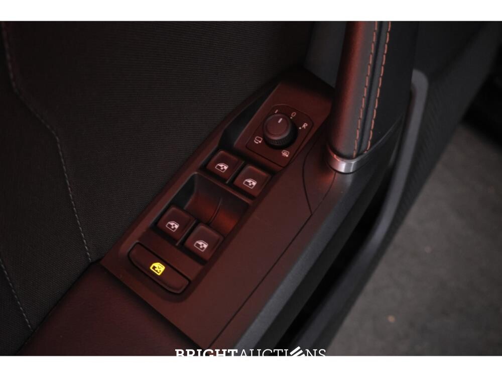 CUPRA Formentor E-Hybrid Business 1.5 TSI 167pk 2025, JRK-57-K