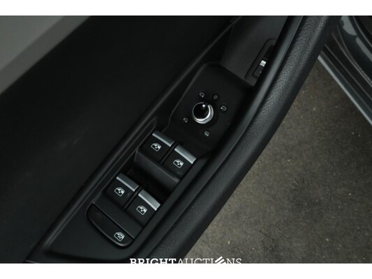 Audi A4 Avant 35 Advanced Edition TDI 165pk 2021, HXN-99-Z