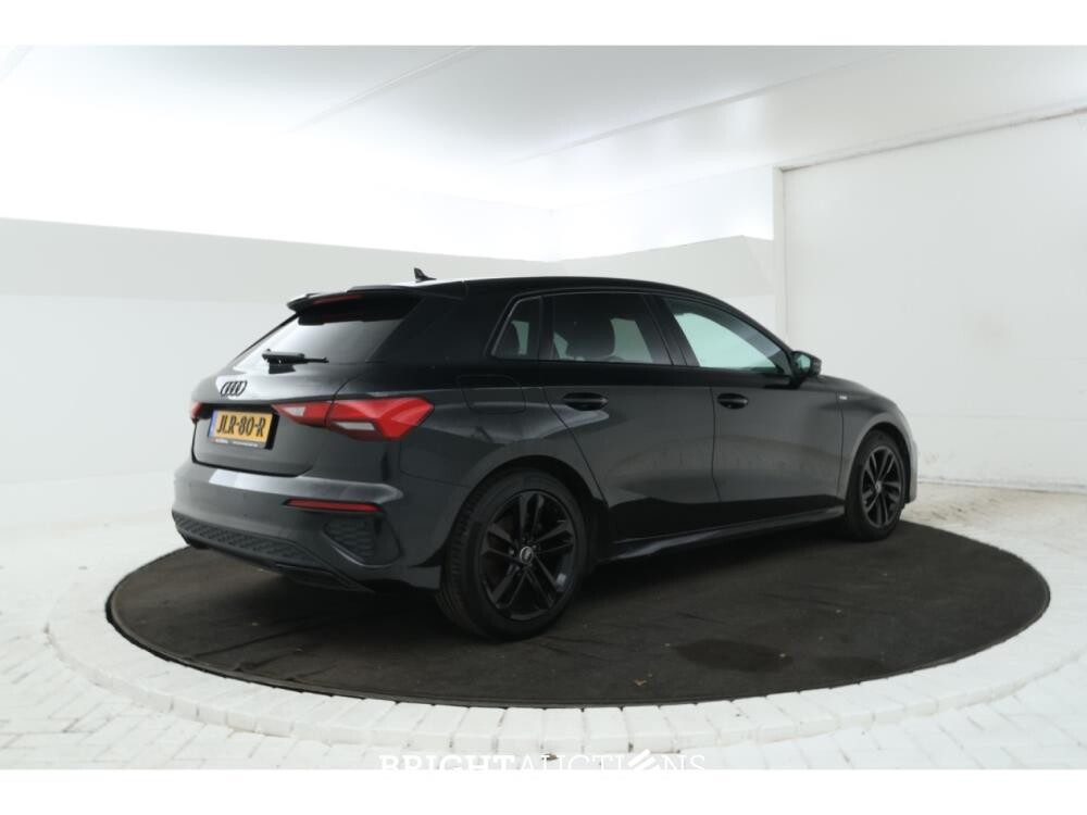 Audi A3 Sportback 30 S edition TFSI 122pk 2022, JLR-80-R