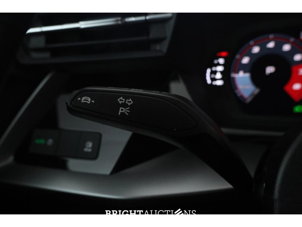 Audi A3 Sportback 30 S edition TFSI 122pk 2022, JLR-80-R