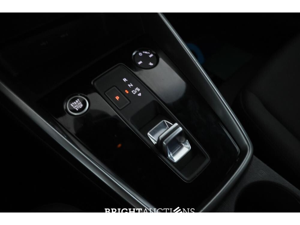 Audi A3 Sportback 30 S edition TFSI 122pk 2022, JLR-80-R