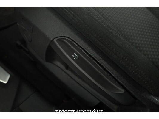 BMW 116d 1-serie High Executive 116pk 2021 1-Serie, JVT-20-G