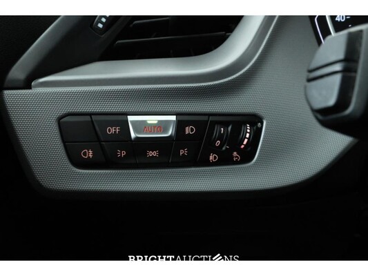 BMW 118i 1-serie High Executive Edition 141pk 2020 1-Serie, JVH-62-G