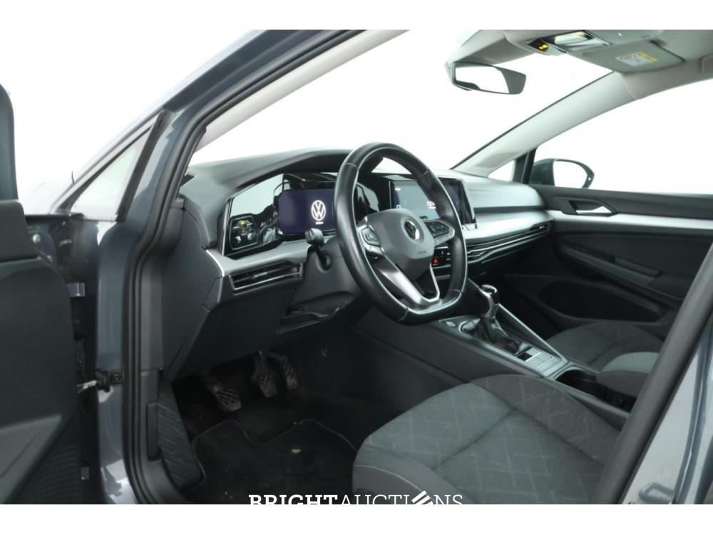 Volkswagen Golf Life Business 1.0 TSI 111pk 2021, KDR-05-V