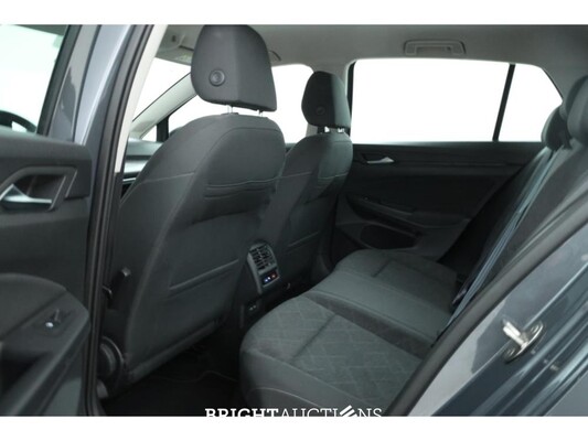 Volkswagen Golf Life Business 1.0 TSI 111pk 2021, KDR-05-V