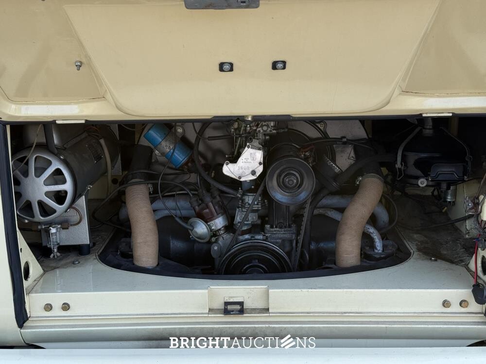 Volkswagen T1 Ambulance Transporter 1500-27 1965, BE-02-41