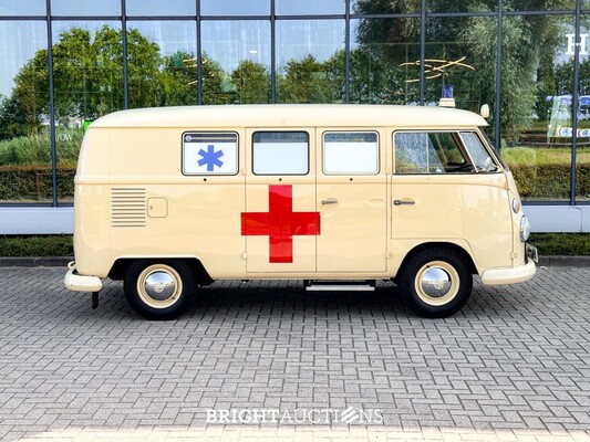 Volkswagen T1 Ambulance Transporter 1500-27 1965, BE-02-41