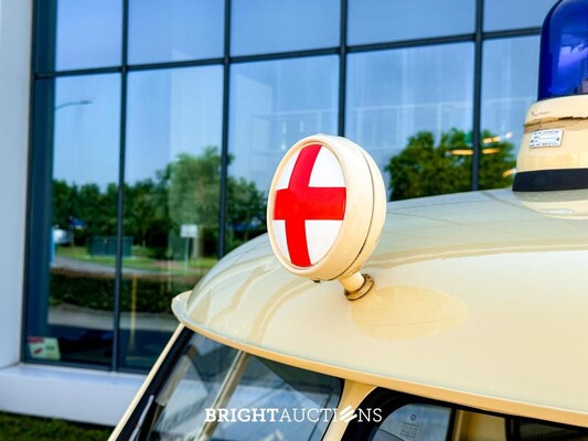 Volkswagen T1 Ambulance Transporter 1500-27 1965, BE-02-41