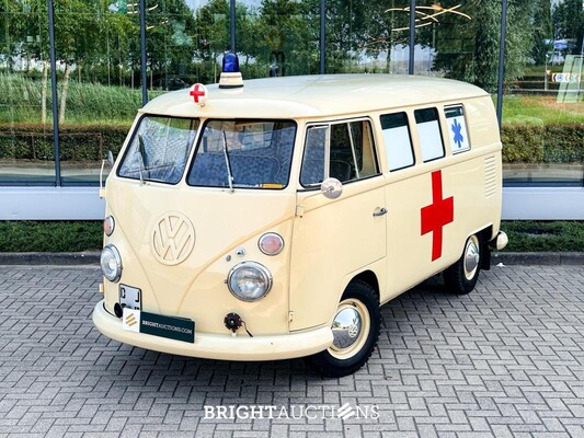 Volkswagen T1 Ambulance Transporter 1500-27 1965, BE-02-41