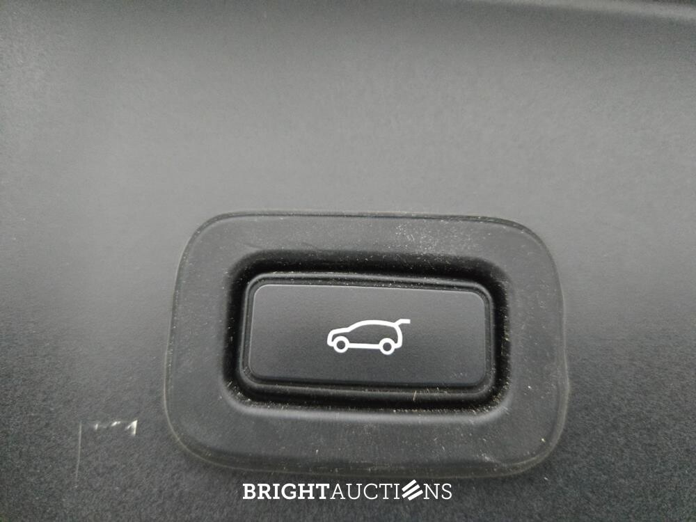 Land Rover Range Rover Evoque D150 R-Dynamic SE 2.0 AWD 150pk 2020, R-027-KF