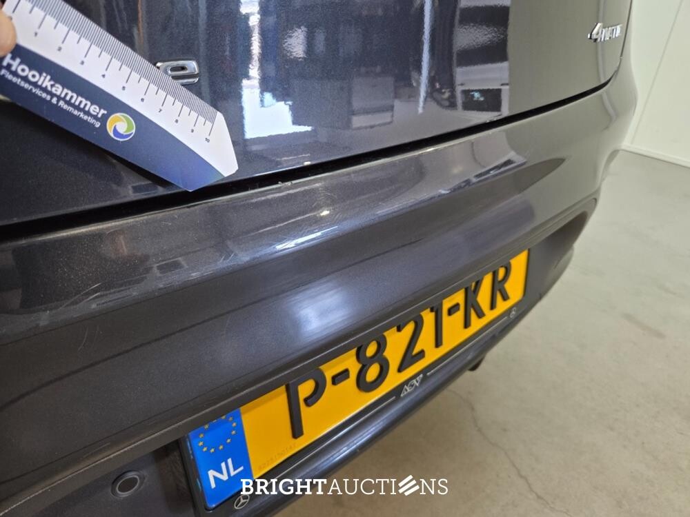 Mercedes-Benz GLC300e Coupé Business Solution AMG 4MATIC 333pk 2022 (Origineel-NL) GLC-Klasse, P-821-KR