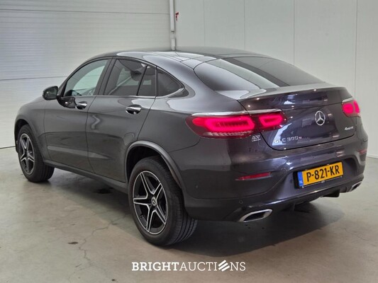 Mercedes-Benz GLC300e Coupé Business Solution AMG 4MATIC 333pk 2022 (Origineel-NL) GLC-Klasse, P-821-KR
