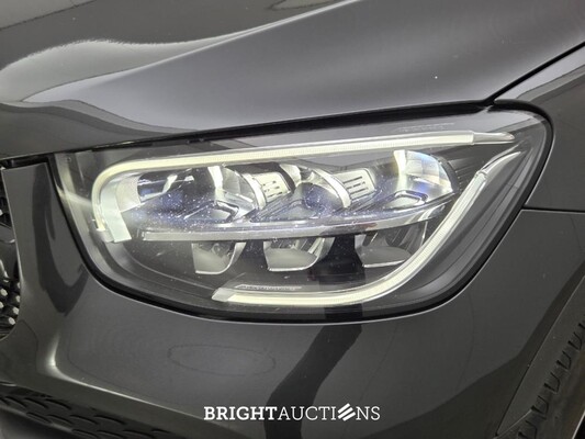 Mercedes-Benz GLC300e Coupé Business Solution AMG 4MATIC 333pk 2022 (Origineel-NL) GLC-Klasse, P-821-KR