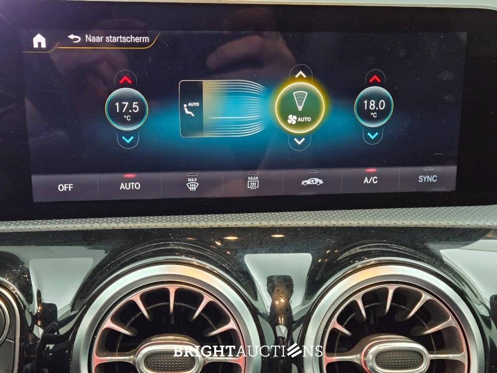 Mercedes-Benz A220 d Premium Plus 190pk 2019 A-klasse, H-882-RK