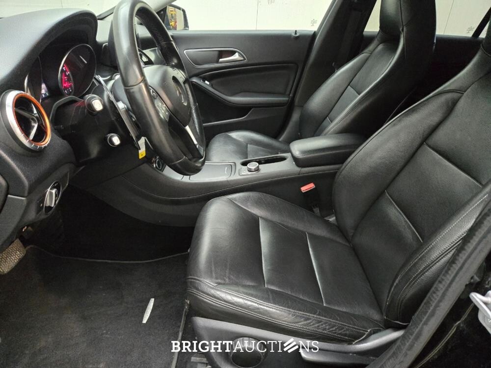 Mercedes-Benz CLA180 Lease Edition CDI 109pk 2015 (Origineel-NL) CLA-Klasse, 7-ZRJ-85