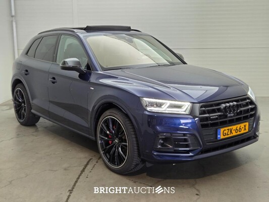 Audi Q5 55 TFSI e Competition Quattro 394pk 2020, GZK-66-X
