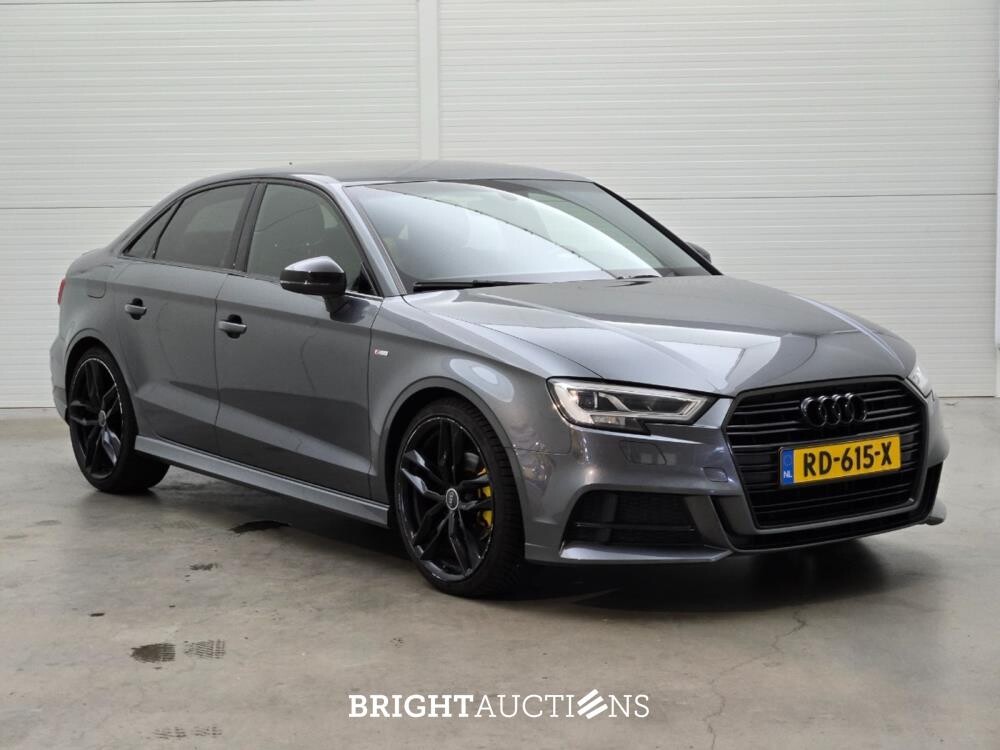 Audi A3 Limousine CoD Sport S-Line Edition 1.5 TFSI 150pk 2018 (Origineel-NL), RD-615-X