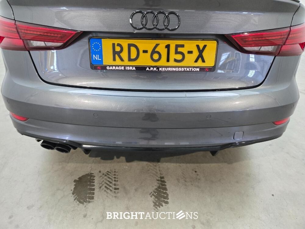 Audi A3 Limousine CoD Sport S-Line Edition 1.5 TFSI 150pk 2018 (Origineel-NL), RD-615-X