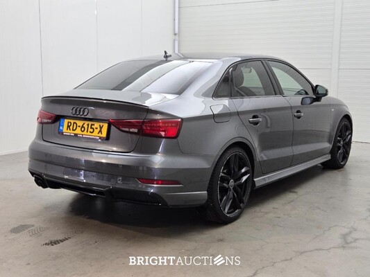 Audi A3 Limousine CoD Sport S-Line Edition 1.5 TFSI 150pk 2018 (Origineel-NL), RD-615-X