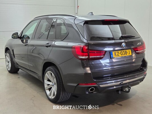 BMW X5 xDrive30d High Executive 258pk 2017 (Origineel-NL), KZ-038-J