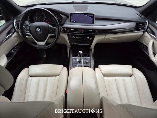 BMW X5 xDrive30d High Executive 258pk 2017 (Origineel-NL), KZ-038-J