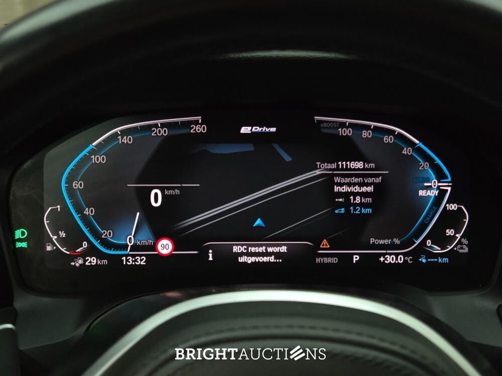BMW 330e 3-serie eDrive Edition 296pk 2020 3-Serie, X-222-VF