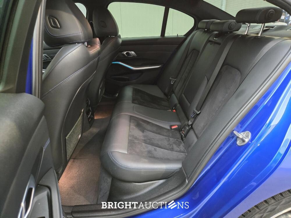 BMW 330e 3-serie eDrive Edition 296pk 2020 3-Serie, X-222-VF