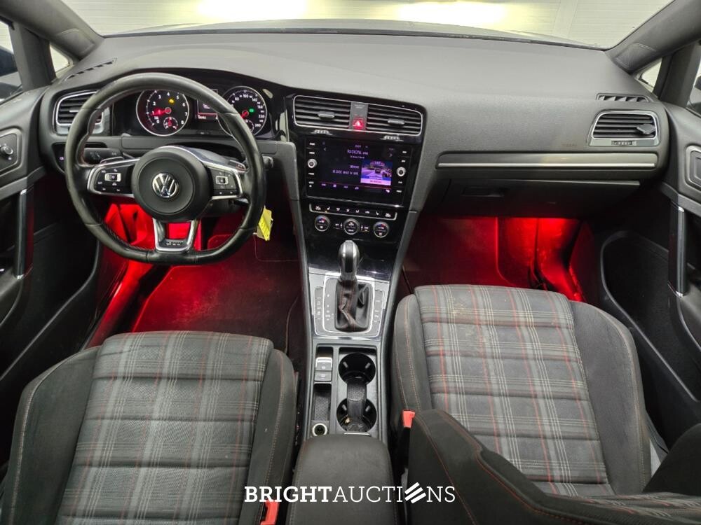 Volkswagen Golf GTI Performance 2.0 TSI 230pk 2017, R-879-RL