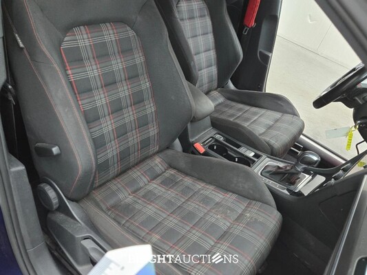 Volkswagen Golf GTI Performance 2.0 TSI 230pk 2017, R-879-RL