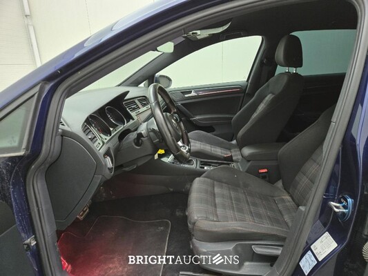 Volkswagen Golf GTI Performance 2.0 TSI 230pk 2017, R-879-RL