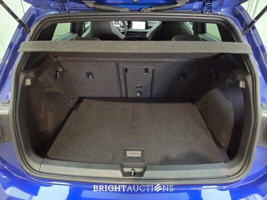 Volkswagen Golf eTSI R-Line 1.5 150pk 2023, GJV-33-B