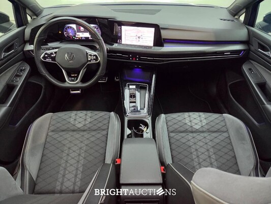 Volkswagen Golf eTSI R-Line 1.5 150pk 2023, GJV-33-B