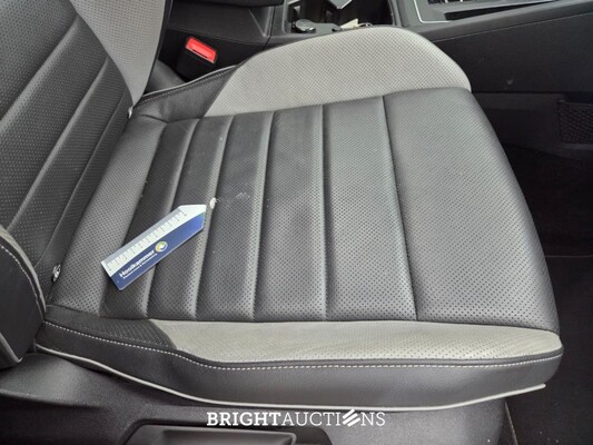 Volkswagen Golf eHybrid GTE 1.4 258pk 2021, HZJ-68-S