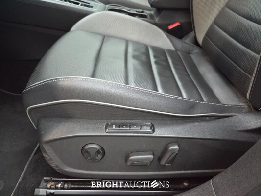 Volkswagen Golf eHybrid GTE 1.4 258pk 2021, HZJ-68-S